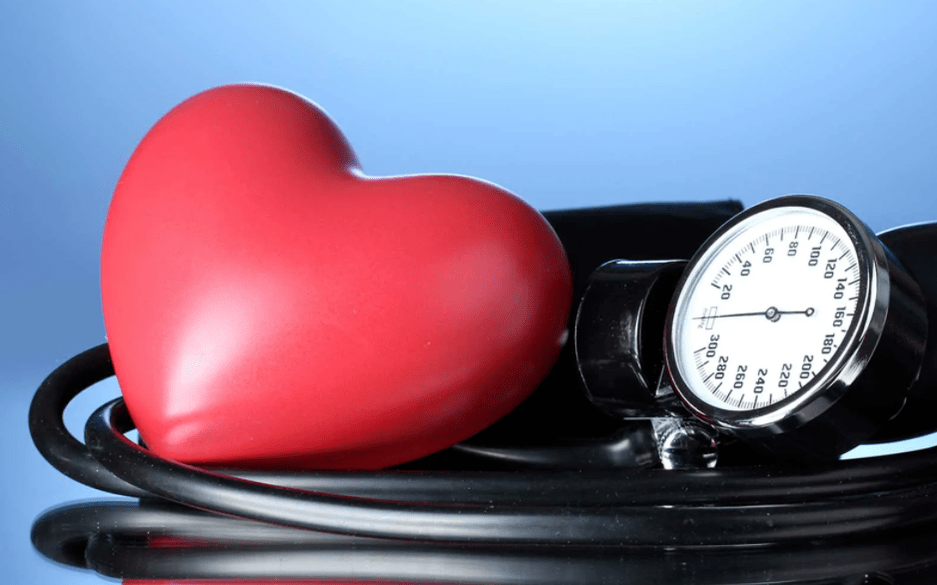 high blood pressure affects the heart